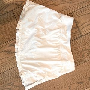 Lululemon White Tennis Skirt youth Girl Size 14